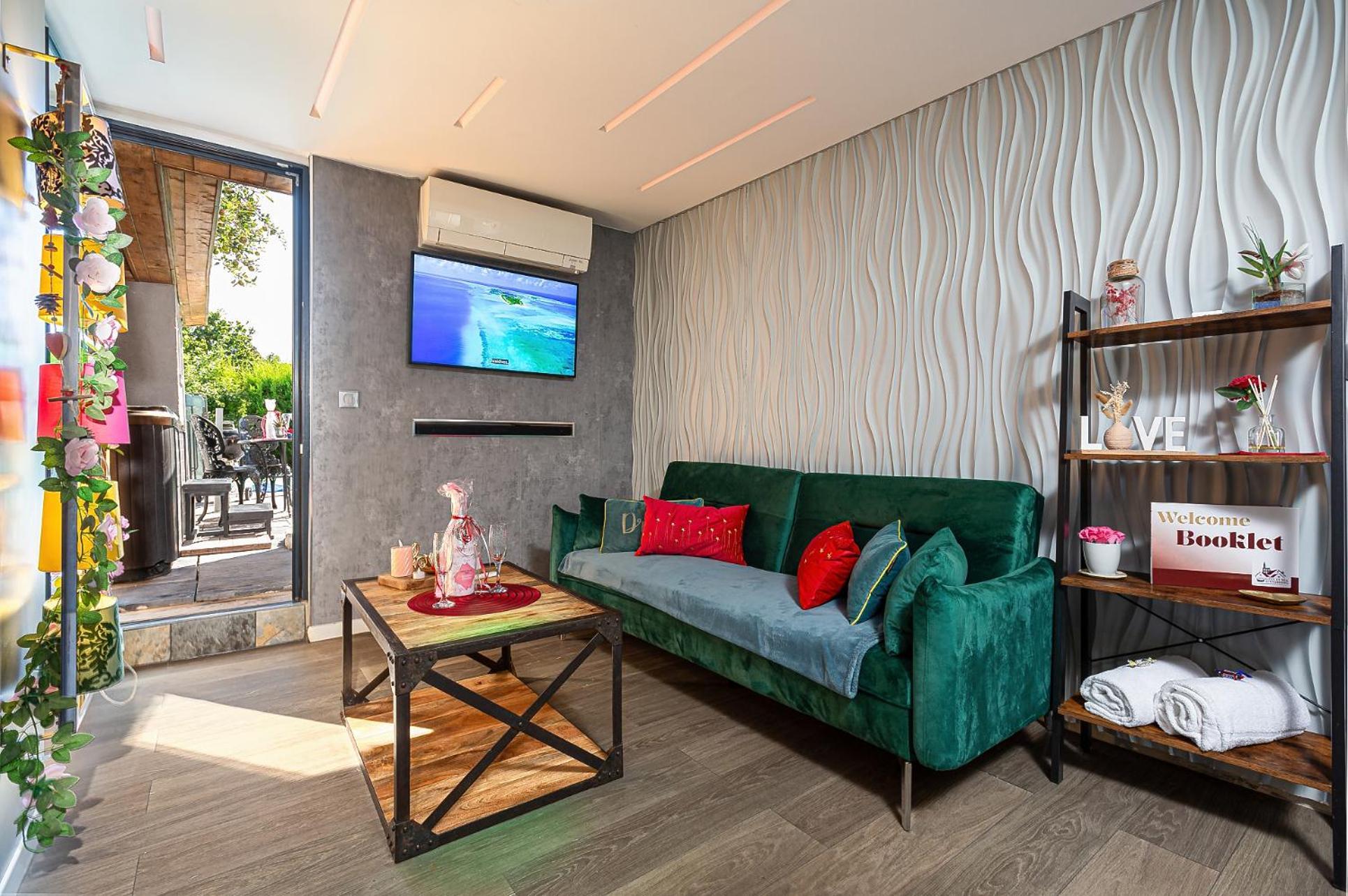Gites Spa Strasbourg - Studio Romantique, Jacuzzi, Sauna, Terrasse Privee Furdenheim Esterno foto